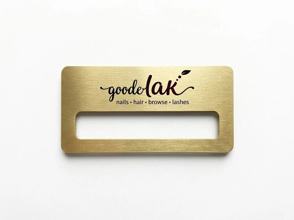 Золоті бейджі для студії краси «goode lak»